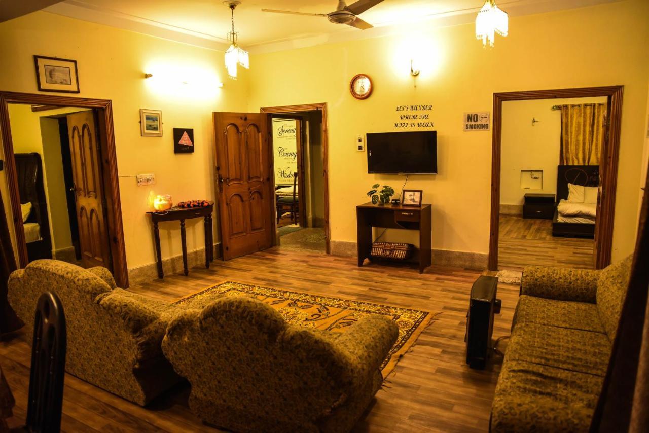 Republika Central Mansehra Exterior photo